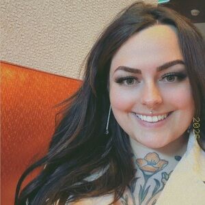 Meet your Posher, Brettlynn